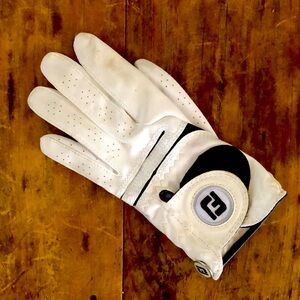 Left Hand Footjoy White Golf Glove LS 41 Made in Thailand